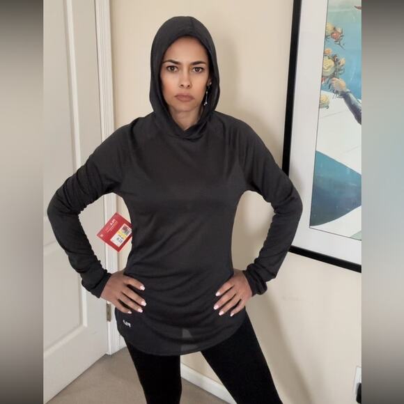 Charcoal color Fila performadri light hoodie size M NEW - Picture 1 of 9